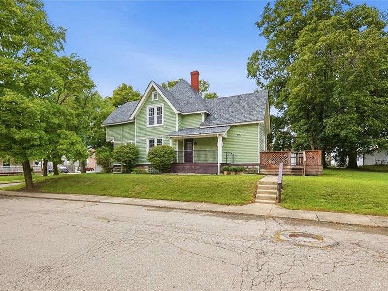 211 E McKinley Street, Brookville, OH 45309 Photo 2