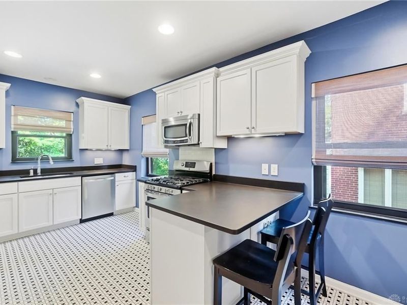 2898 Temple Avenue, Cincinnati, OH 45211 Photo 22