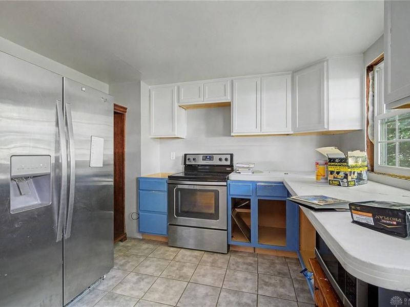 1823 Hanes Road, Beavercreek, OH 45432 Photo 8