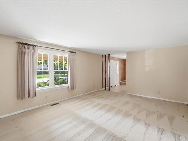 2933 Meadow Park Drive, Kettering, OH 45440 Photo 17