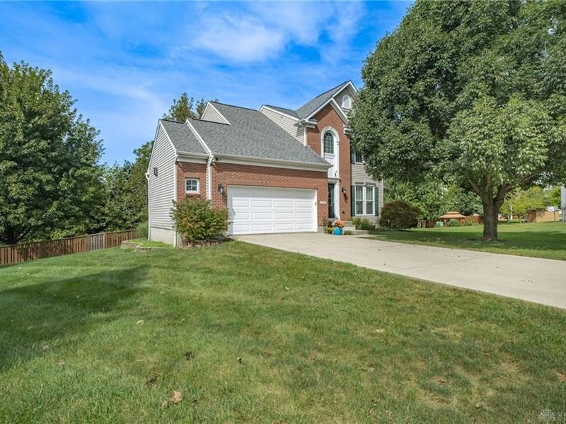 1315 Shana Court, Miamisburg, OH 45342 Photo 2