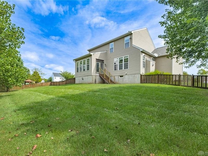 1315 Shana Court, Miamisburg, OH 45342 Photo 3