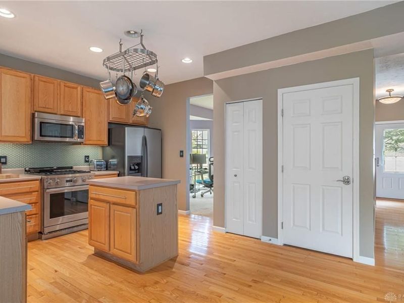 1315 Shana Court, Miamisburg, OH 45342 Photo 7