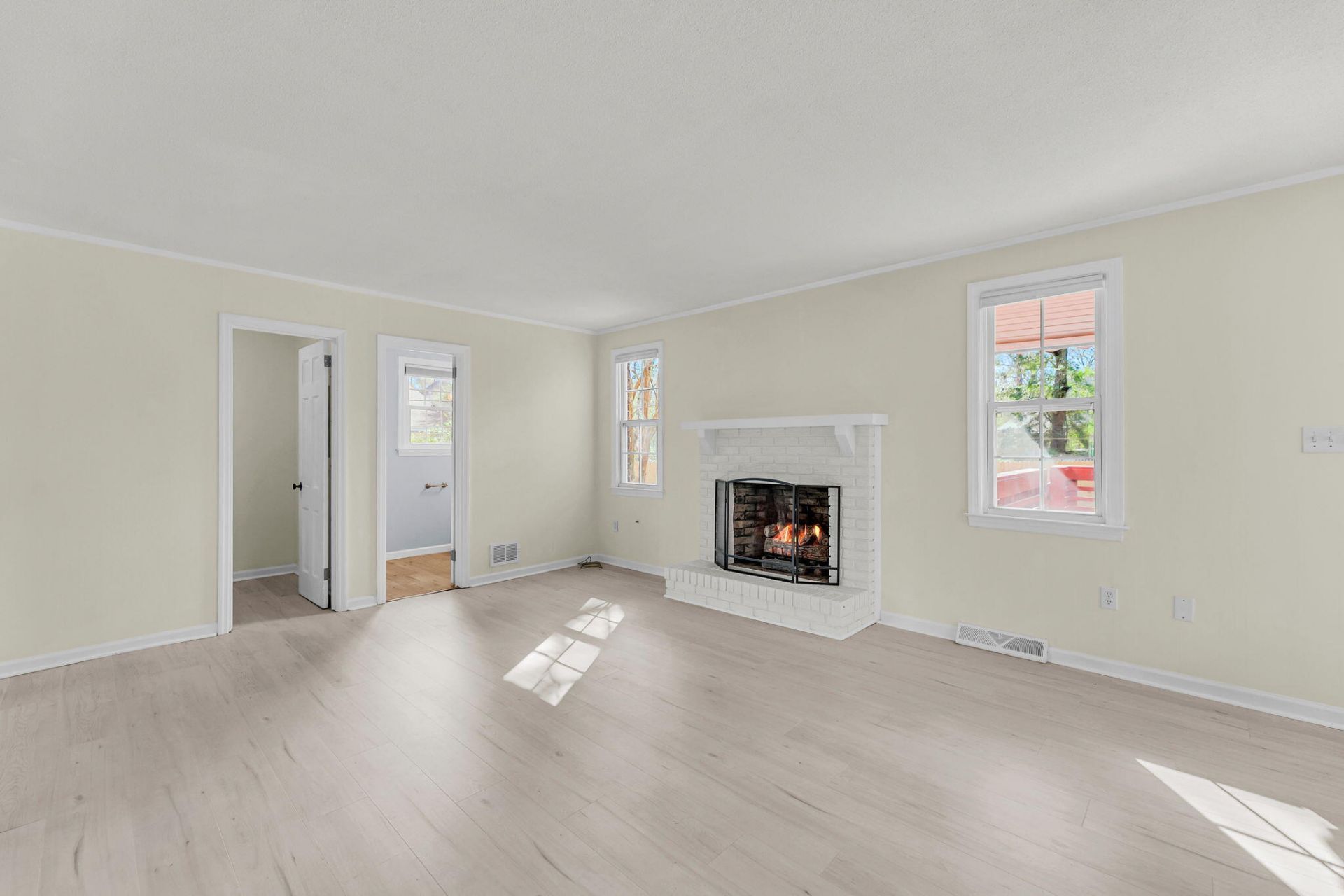 621 Fort Johnson Road Photo 36