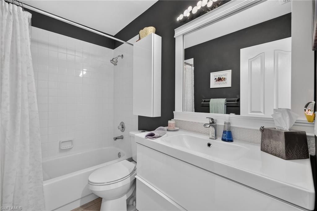 11071 Linnet Ln, Naples, FL 34119 Photo