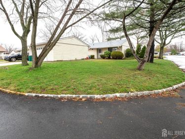 264-B Crosse Drive , Monroe Township, NJ 08831