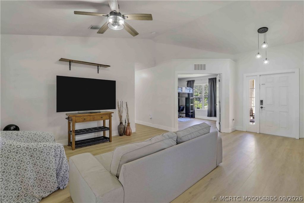 5901 Hickory Drive , Fort Pierce, FL 34982 Photo