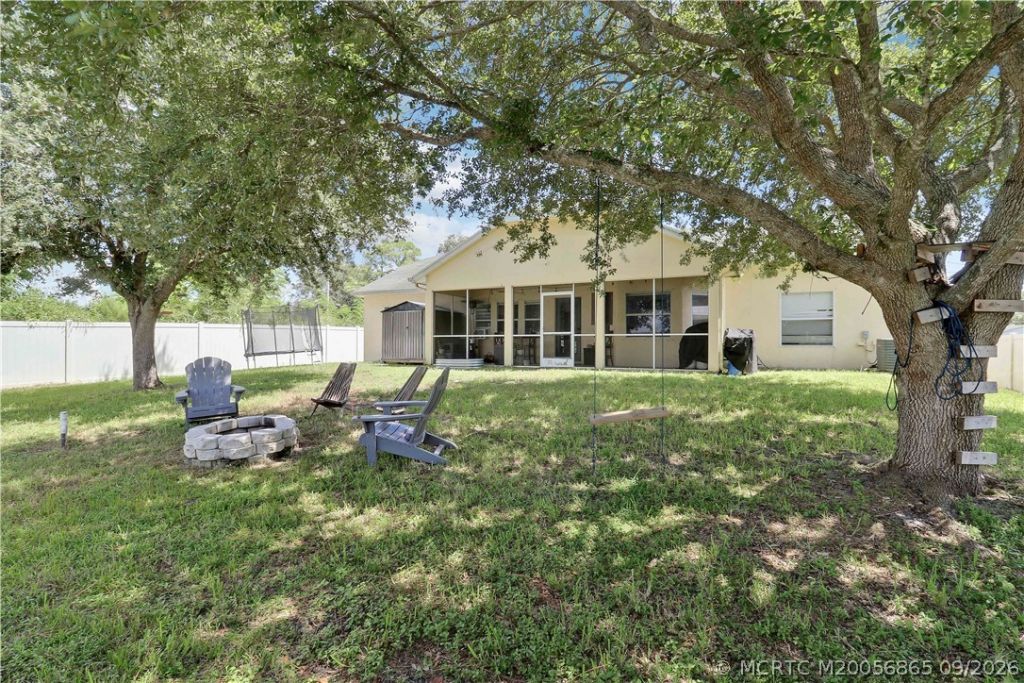 5901 Hickory Drive , Fort Pierce, FL 34982 Photo