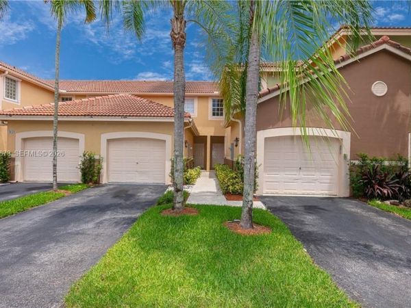 3635 San Simeon Cir, Weston, FL 33331