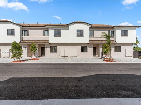 401 SW Palm Ter , Unit 401, Florida City, FL 33034