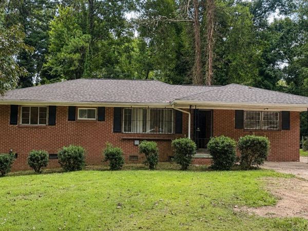 2718 SW Connally Drive, Atlanta, GA 30311