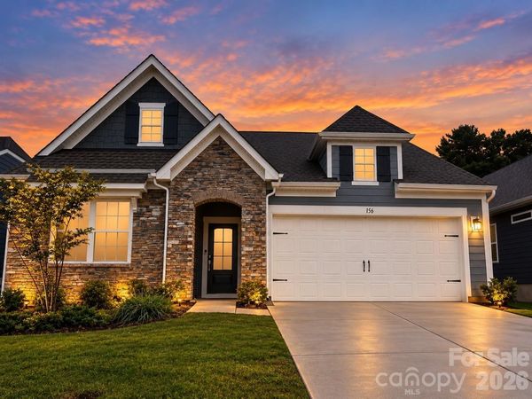 156 White Apple Way , Statesville, NC 28625