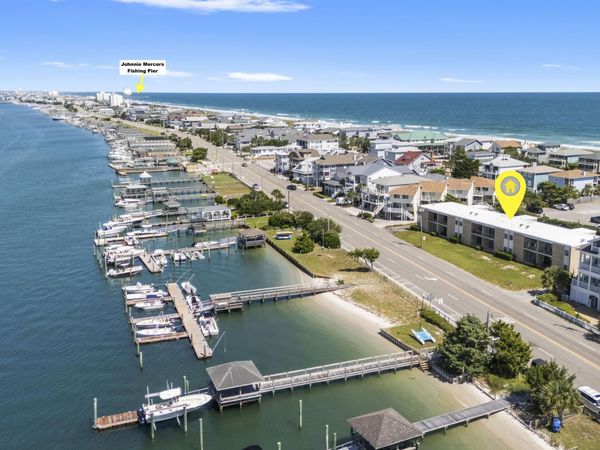 624 Waynick Boulevard, Unit 101, Wrightsville Beach, NC 28480