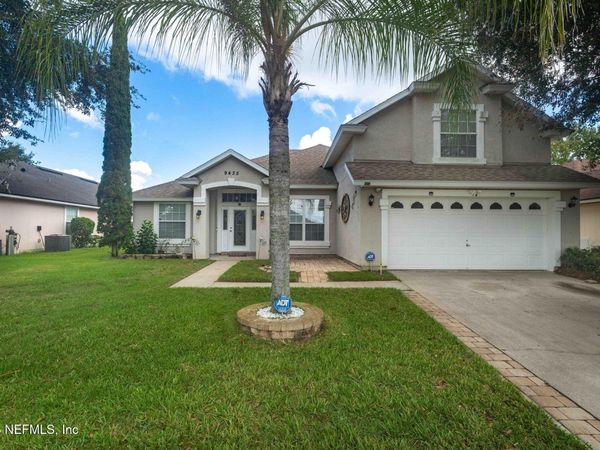 9435 PROSPERITY LAKE Drive, Jacksonville, FL 32244