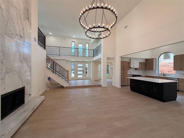 6029 Buffridge Trail , Dallas, TX 75252