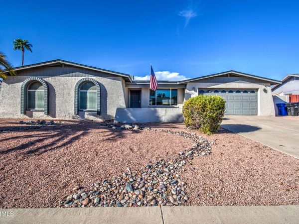3202 W MCRAE Way, Phoenix, AZ 85027