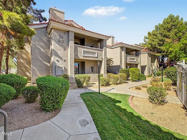 2929 W YORKSHIRE Drive, Unit 1120, Phoenix, AZ 85027