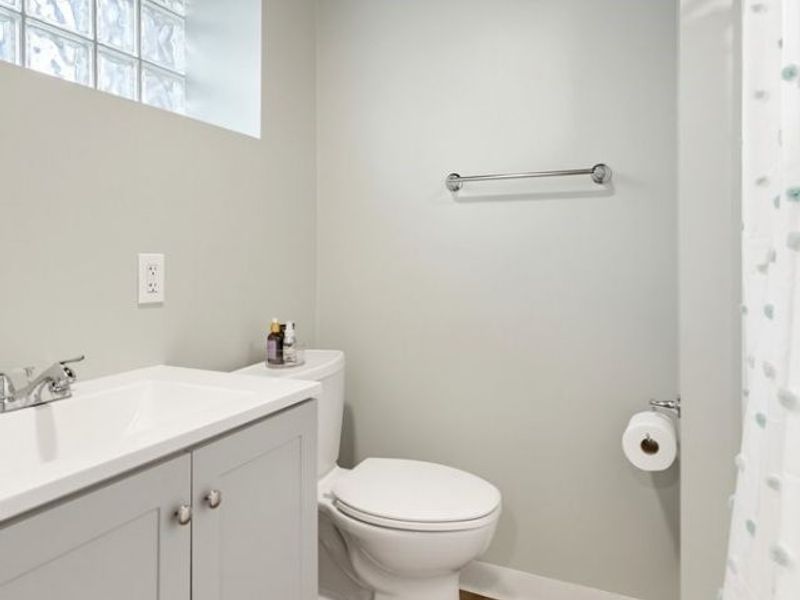 16203 Lucille Avenue, Cleveland, OH 44111 Photo 21