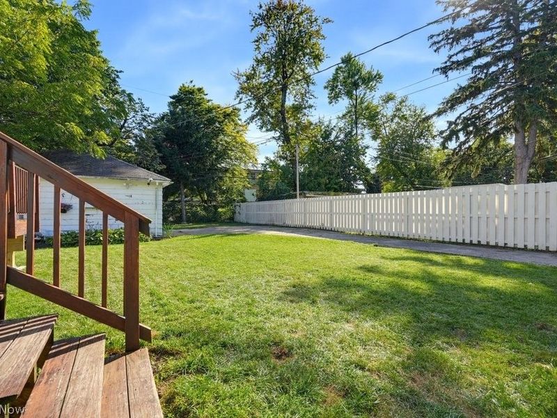 16203 Lucille Avenue, Cleveland, OH 44111 Photo 24