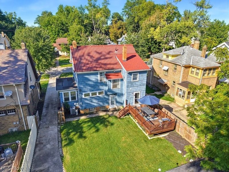 16203 Lucille Avenue, Cleveland, OH 44111 Photo 3