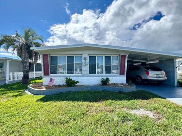 1285 Mayflower Dr, Daytona Beach, FL 32119