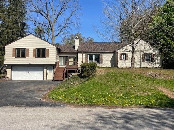321 Eaglehead Road, East Rochester, NY 14445