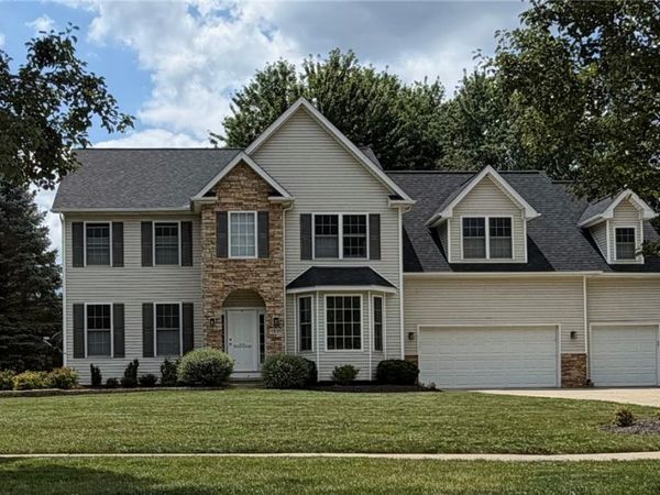 5831 Emerald Lakes Drive, Medina, OH 44256
