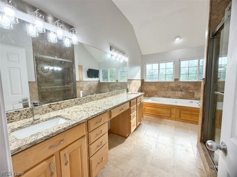 5831 Emerald Lakes Drive, Medina, OH 44256 Photo 21