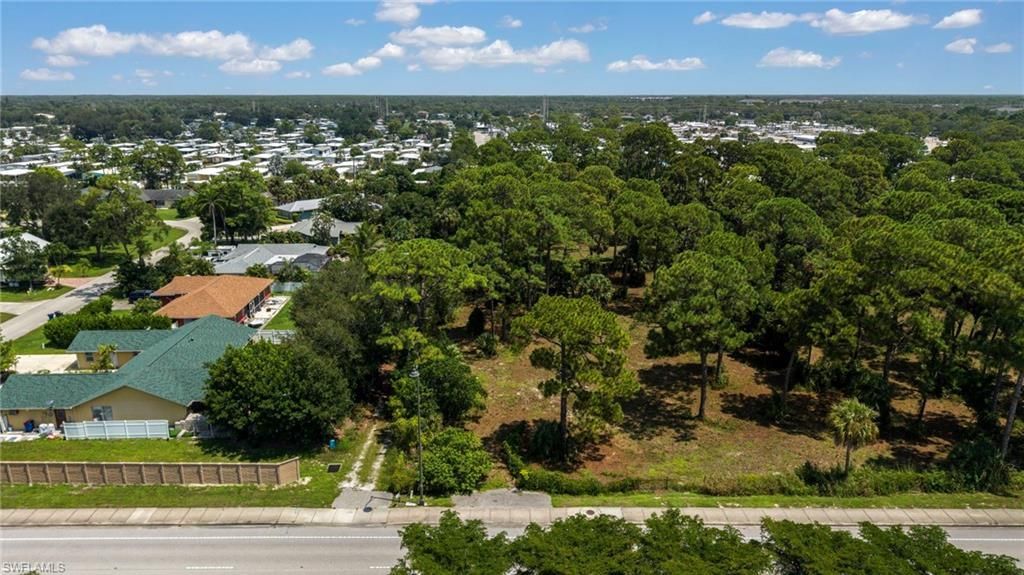 27575 Imperial Pkwy, Bonita Springs, FL 34135 Photo