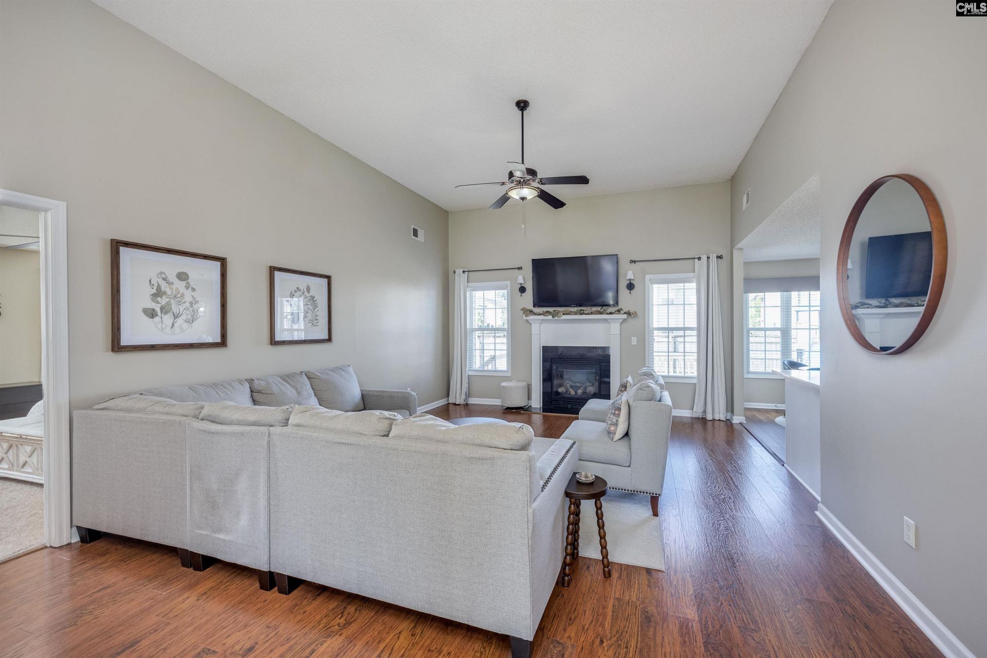 36 Leatherwood Drive  Photo 13