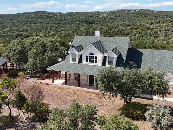 410 County Road 2748, Mico, TX 78056
