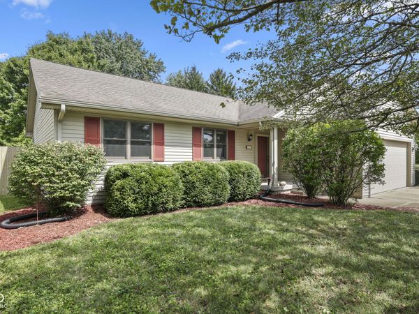 6002 Kennesaw Trail, Columbus, IN 47203