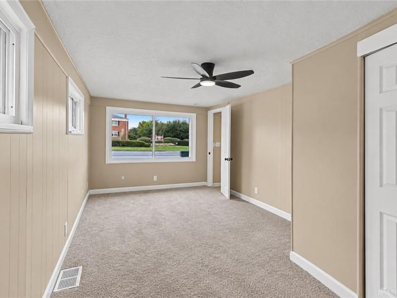 2151 S Smithville, Kettering, OH 45420 Photo 17