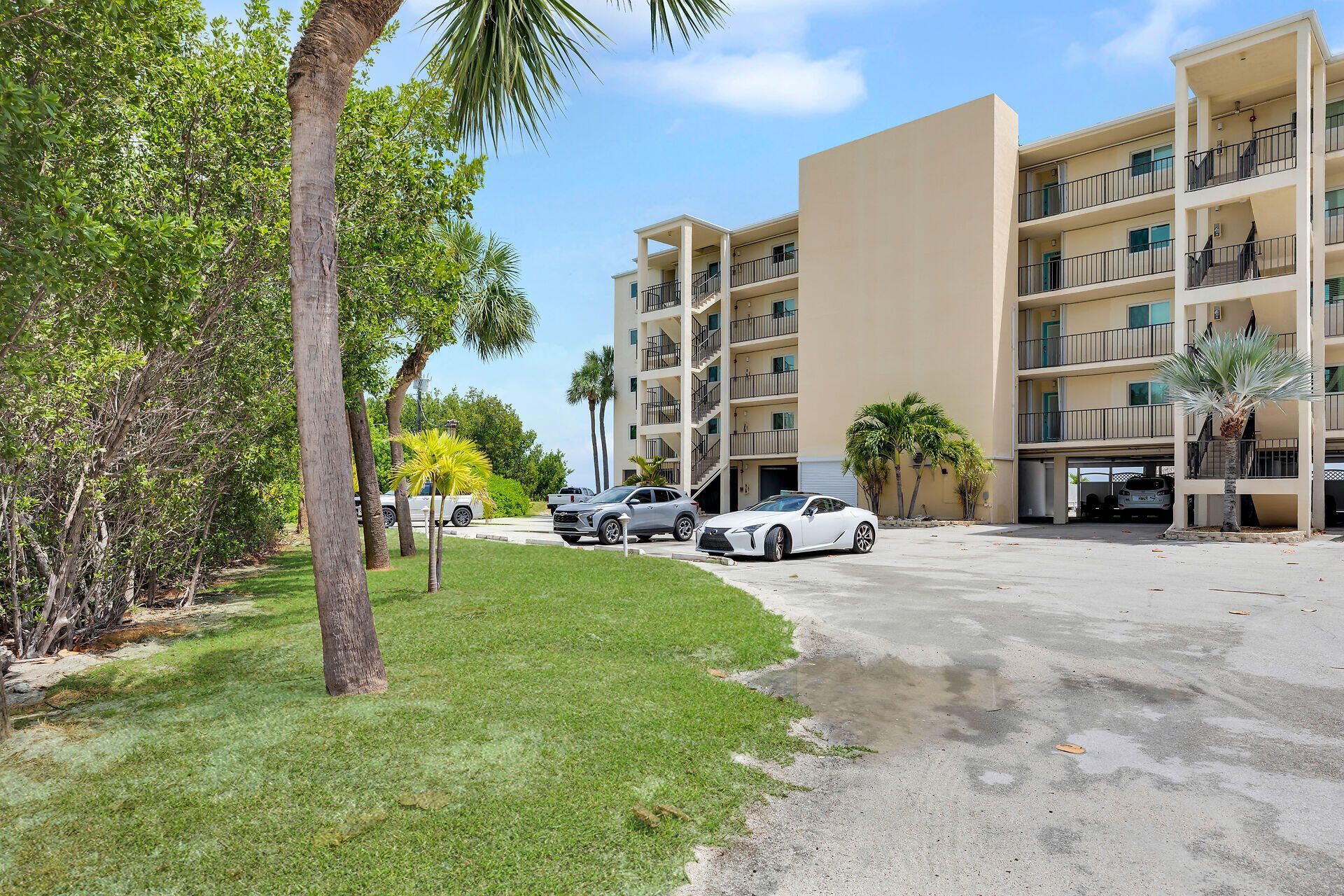 135 Coco Plum Drive, Unit 4C, Marathon, FL 33050 Photo