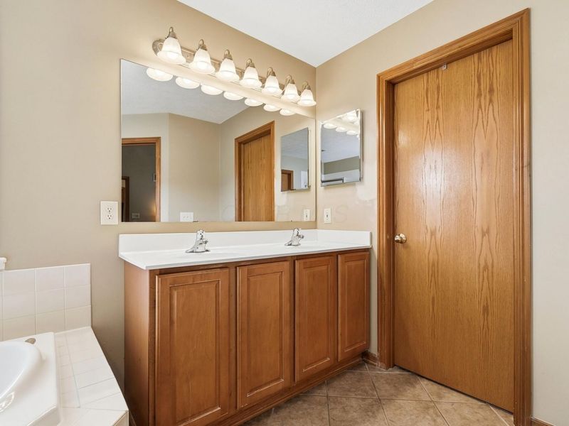 626 Greenwood Loop, Newark, OH 43055 Photo 27