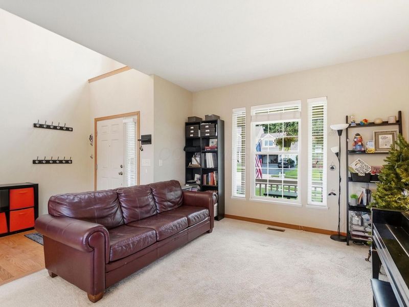 626 Greenwood Loop, Newark, OH 43055 Photo 6