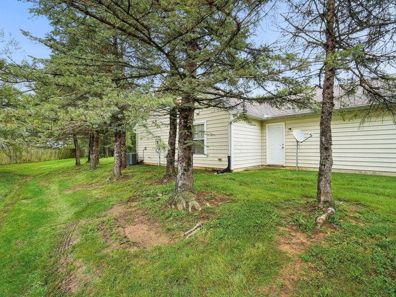6084 Murphys Pond Road, Canal Winchester, OH 43110 Photo 16