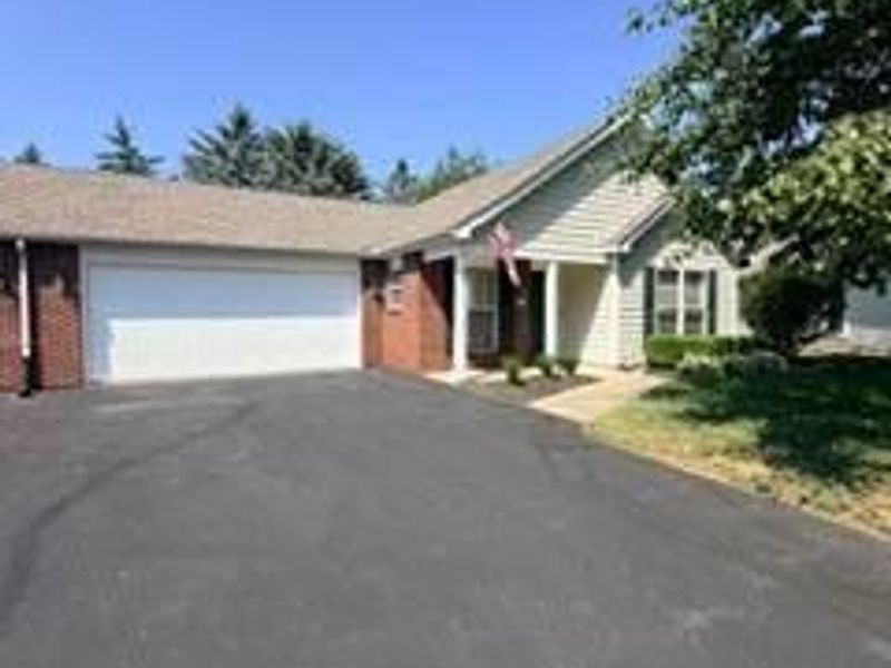 6084 Murphys Pond Road , Canal Winchester, OH 43110 Photo 2