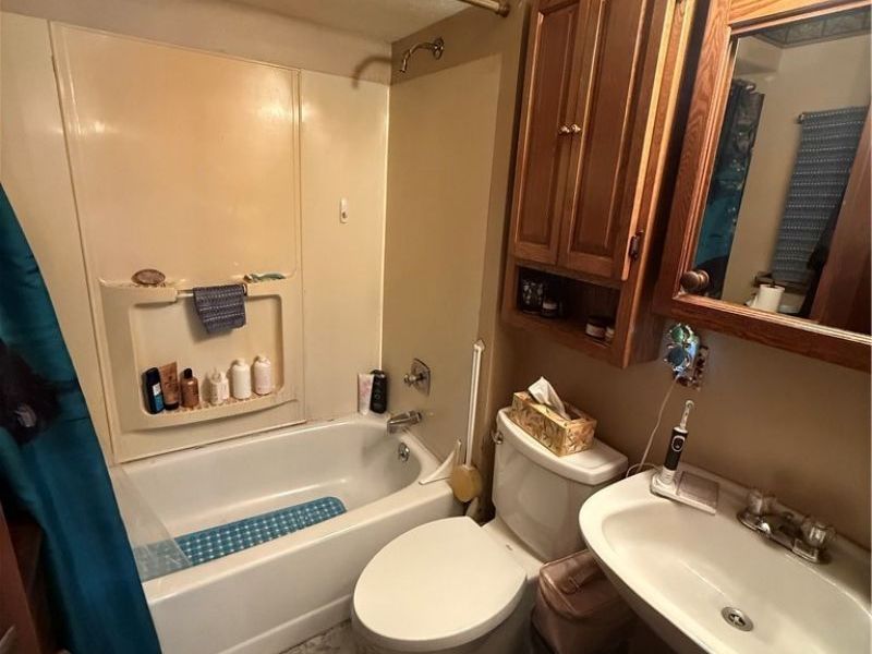 1517 Granby Avenue, Cleveland, OH 44109 Photo 11