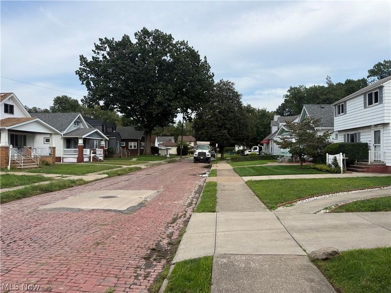 1517 Granby Avenue, Cleveland, OH 44109 Photo 17