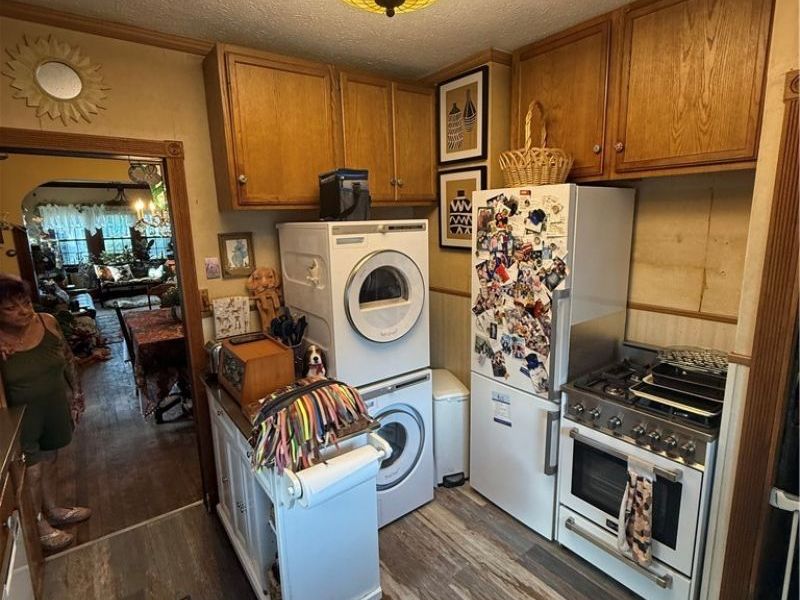 1517 Granby Avenue, Cleveland, OH 44109 Photo 2