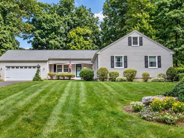 26 Morningside Drive, Westfield, MA 01085