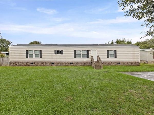 6878 March Pointe Drive E, Theodore, AL 36582