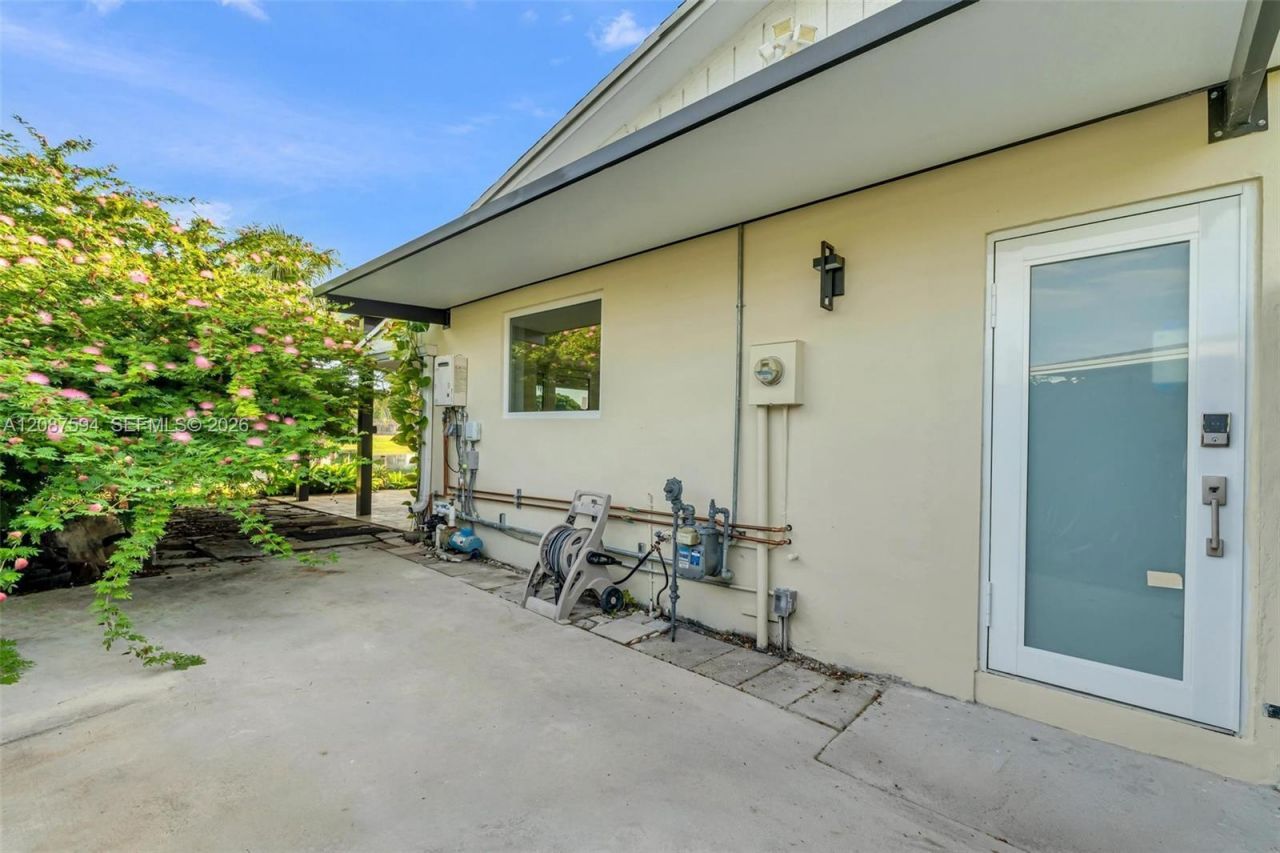14241 SW 83rd St, Miami, FL 33183 Photo