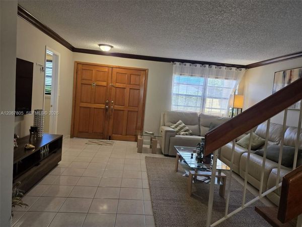 Unit B, Miami, FL 33184