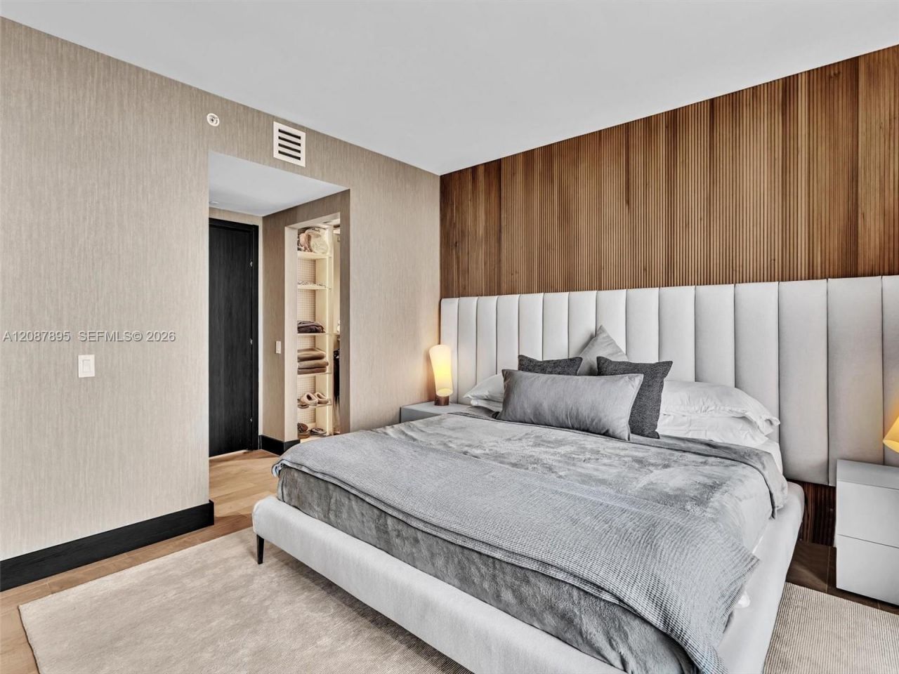 1300 NE Brickell Bay Dr, Unit 2905, Miami, FL 33131 Photo