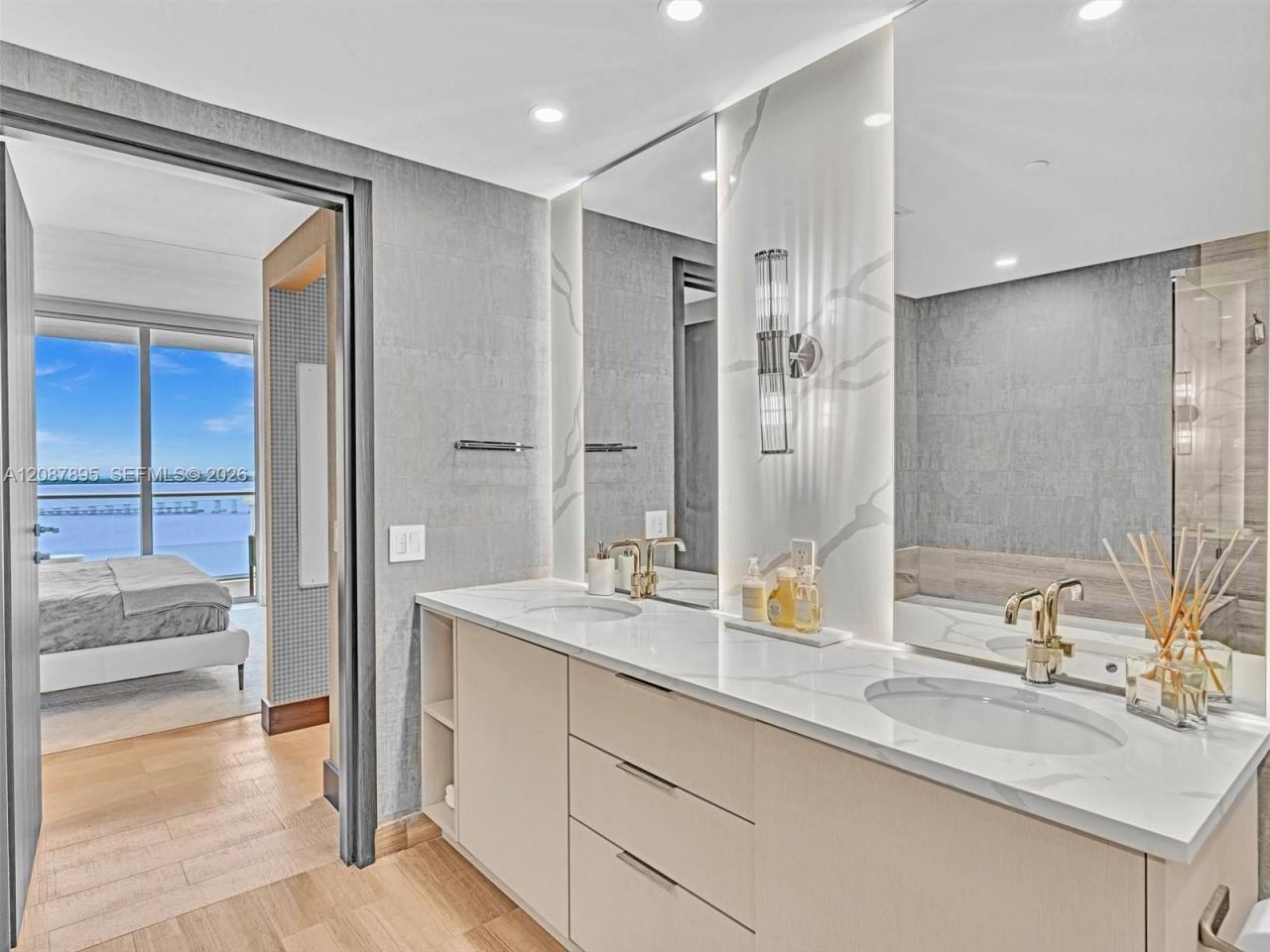 1300 NE Brickell Bay Dr, Unit 2905, Miami, FL 33131 Photo