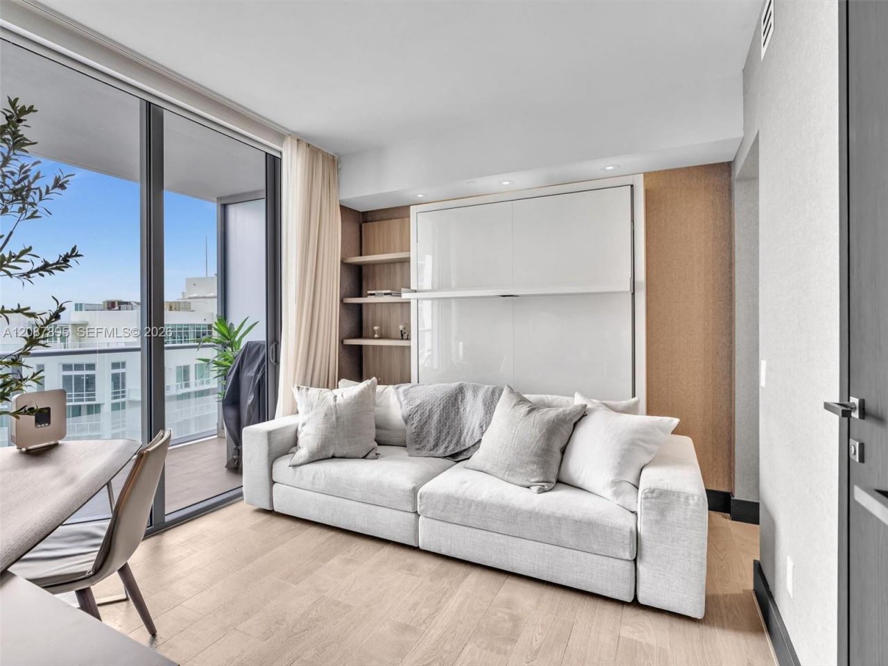 1300 NE Brickell Bay Dr, Unit 2905, Miami, FL 33131 Photo