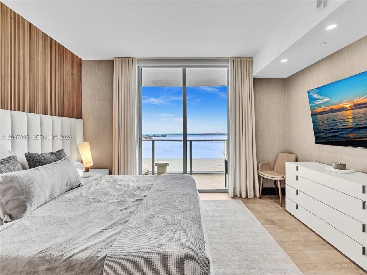 1300 NE Brickell Bay Dr, Unit 2905, Miami, FL 33131 Photo