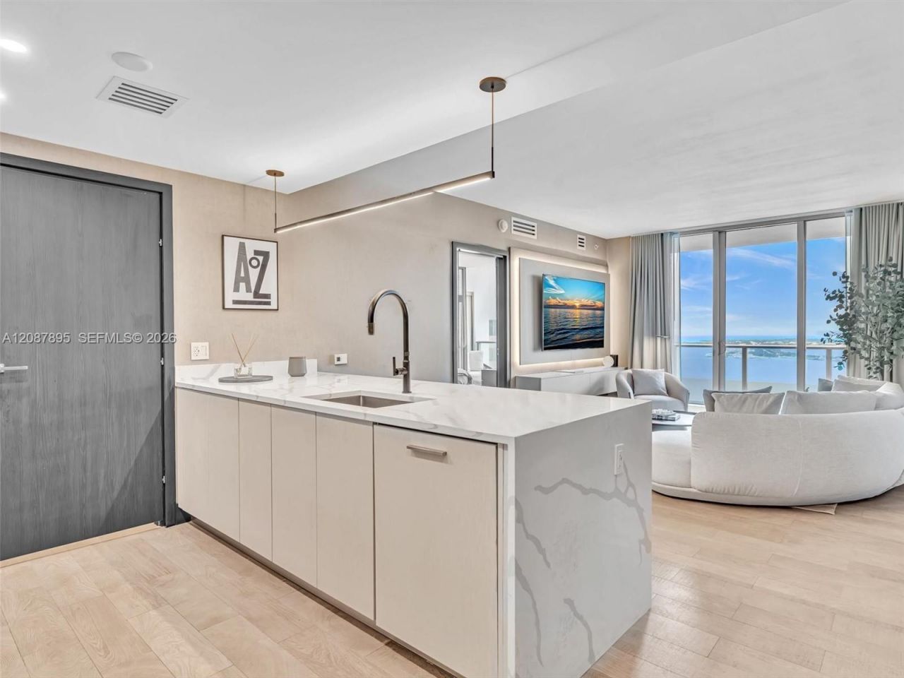 1300 NE Brickell Bay Dr, Unit 2905, Miami, FL 33131 Photo